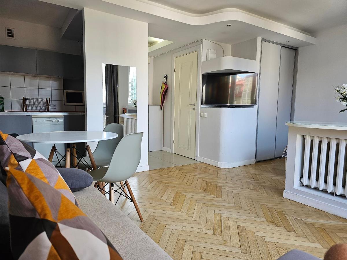 Apartament Studio Zelazna *